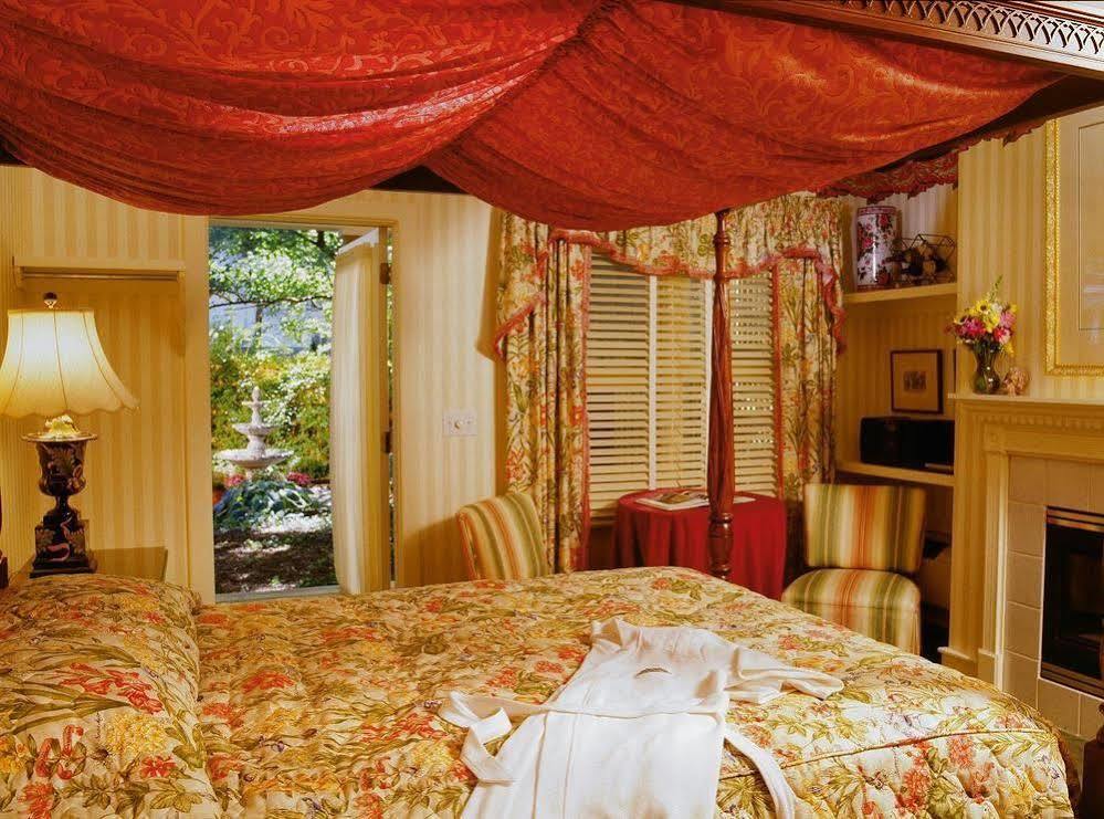 Hidden Garden Cottages & Suites ソーガタック エクステリア 写真