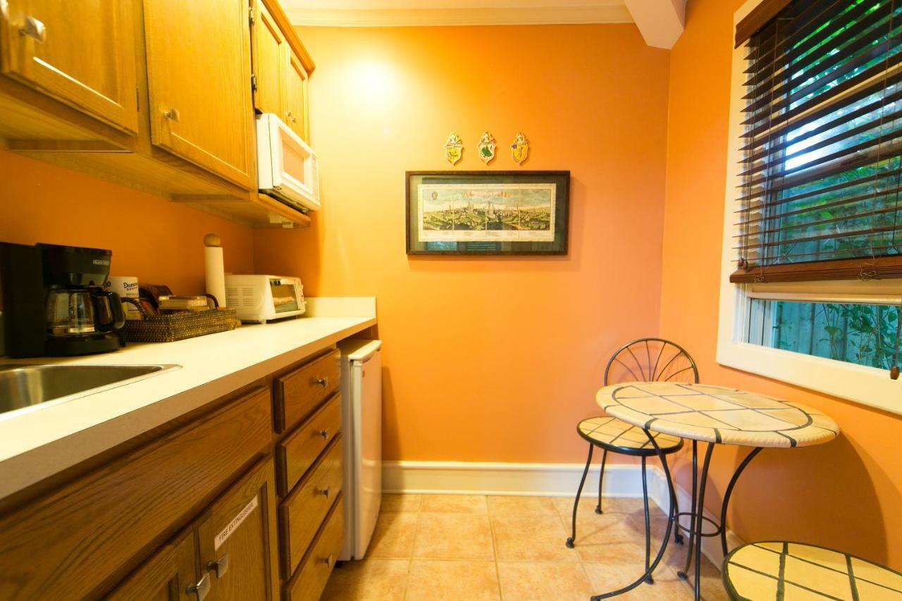 Hidden Garden Cottages & Suites ソーガタック エクステリア 写真